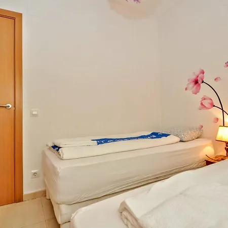 Verano Go2lloret * يوريت دي مار